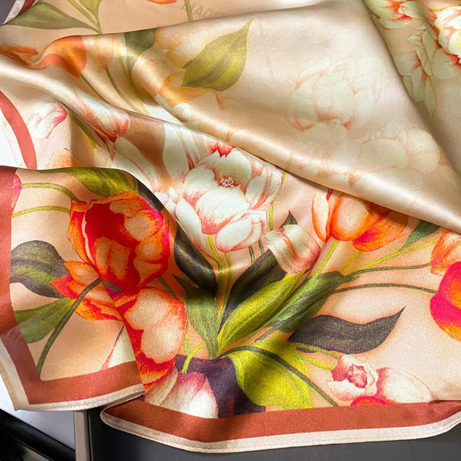 PoeticEHome 100% Pure Mulberry Silk Square Scarf 26"x26" Women Neckerchief Headscarf Gift Packed